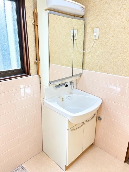 柏原市旭ケ丘２丁目の中古一戸建
