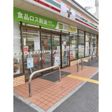 エステムコート鶴橋パルテピア(セブンイレブン大阪勝山北5丁目店)