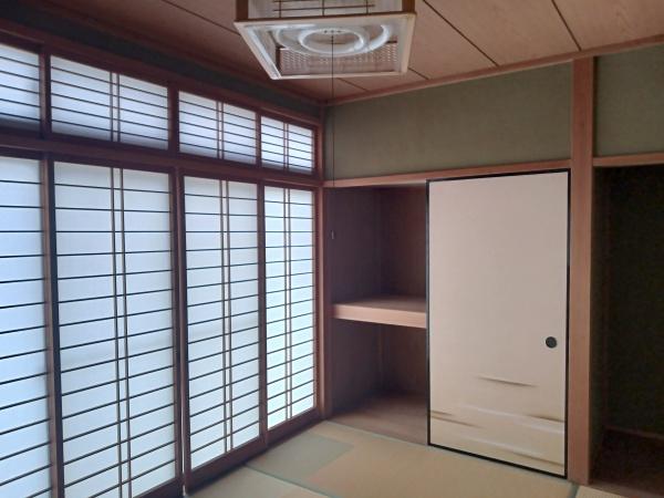 秦野市曽屋1丁目戸建て