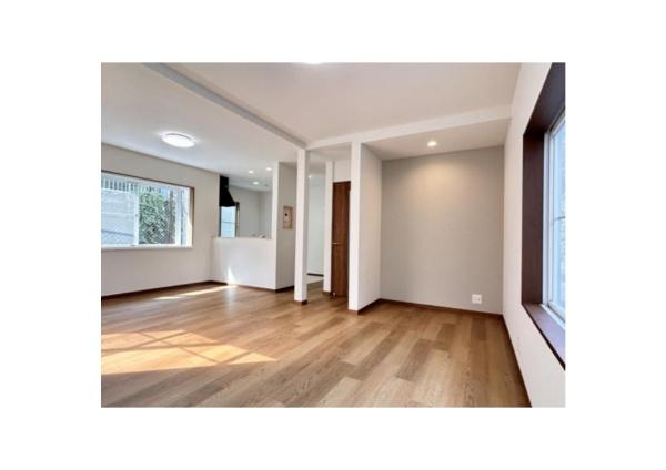 秦野市南矢名の中古一戸建て