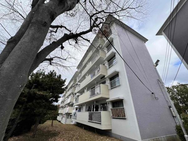 すすき野団地6-13号棟