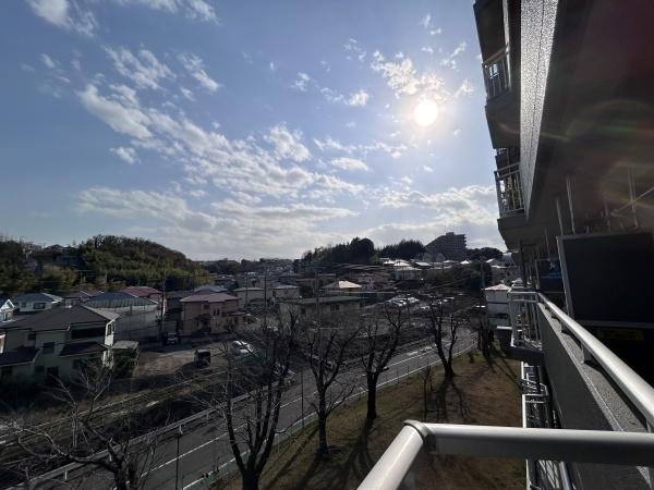 秦野マンション　A棟