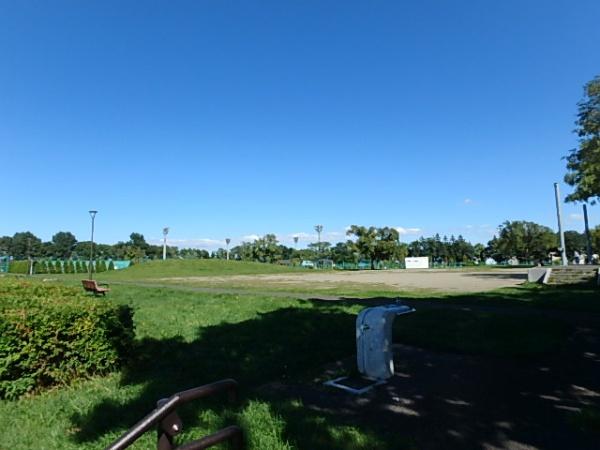 札幌市白石区川北四条2丁目の土地(北郷公園)