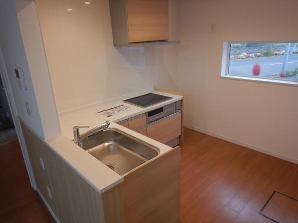 札幌市北区篠路四条9丁目の中古一戸建て(キッチン)