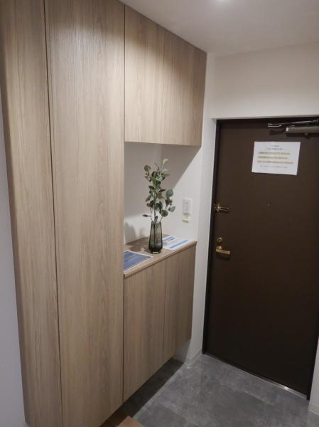 グランヒル南郷(玄関)