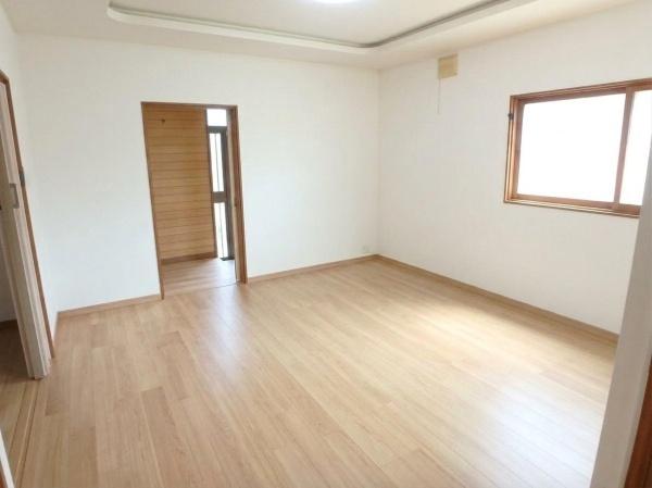 西岡１条１０丁目　戸建て