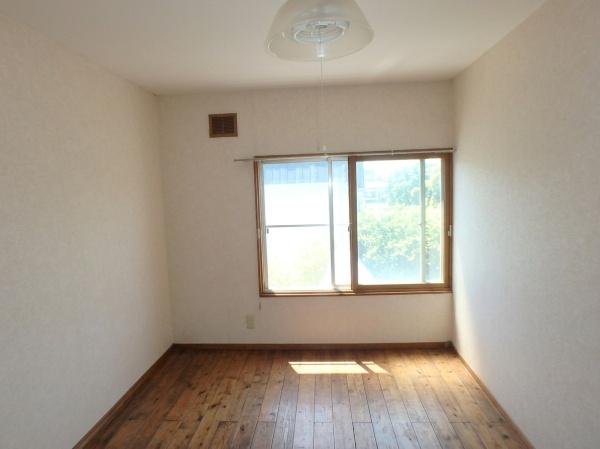 西岡１条１０丁目　戸建て