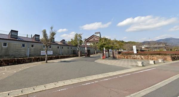 津山市志戸部の中古一戸建て(津山市立中道中学校)