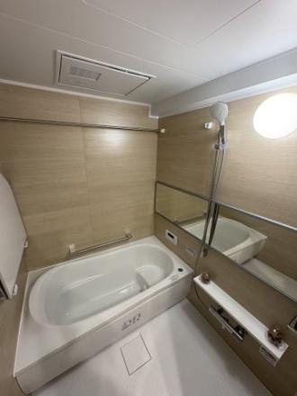 セザール岡南