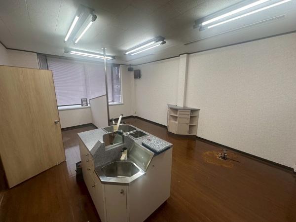 坂出市　元町　歯科医院跡地　駐車場　付帯　戸建あり　土地付き