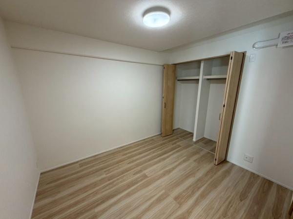 ファミール大供西