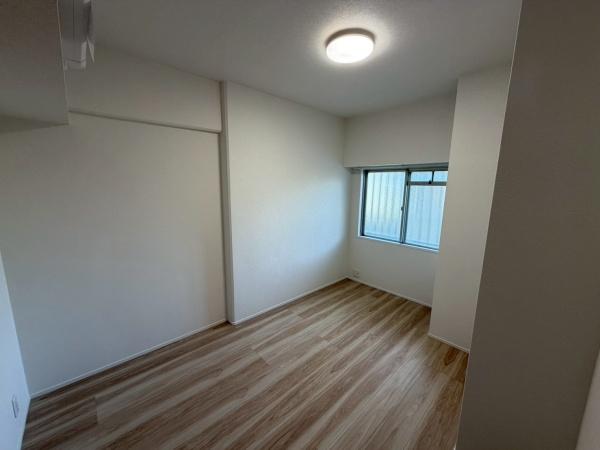 ファミール大供西