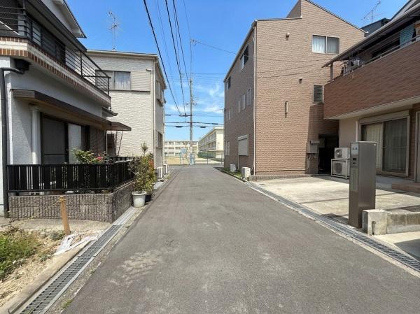 堺市西区上野芝向ヶ丘町６丁の土地