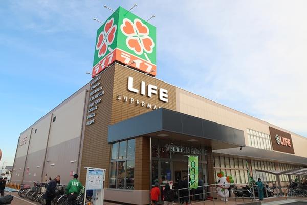 堺市東区日置荘西町３丁の新築一戸建(ライフ初芝店)