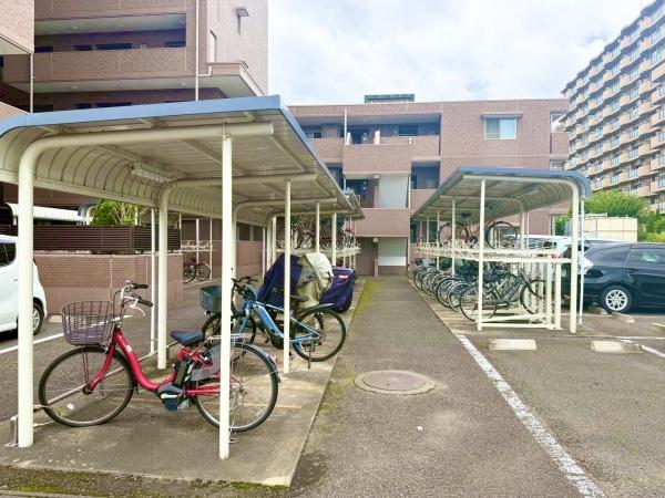 ライオンズガーデン柏木(駐車場)