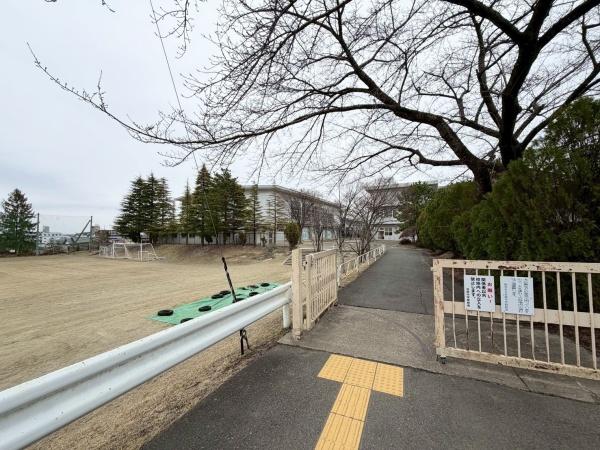 エクレール小松島(台原中学校)