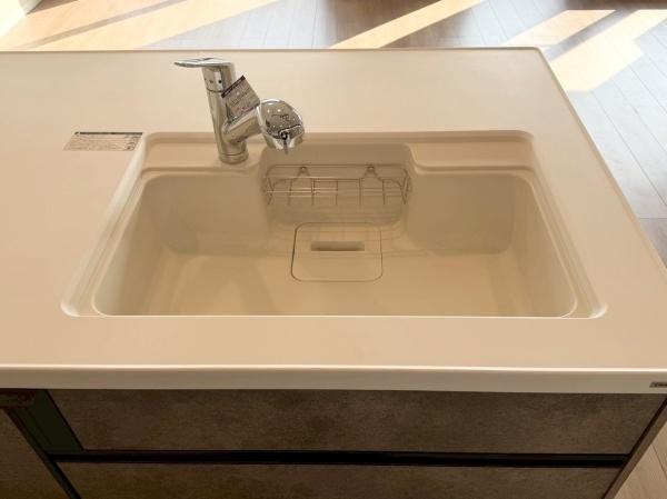ライオンズガーデン泉中央