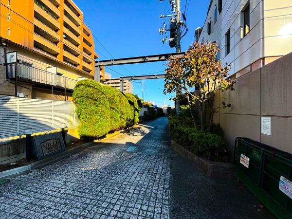 ヴィルヌーブ花京院二丁目