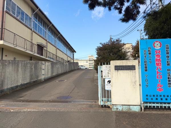 ライベストコート仙台Ｖ(仙台市立愛宕中学校)