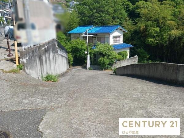 宝塚市花屋敷荘園３丁目建築条件なし売土地