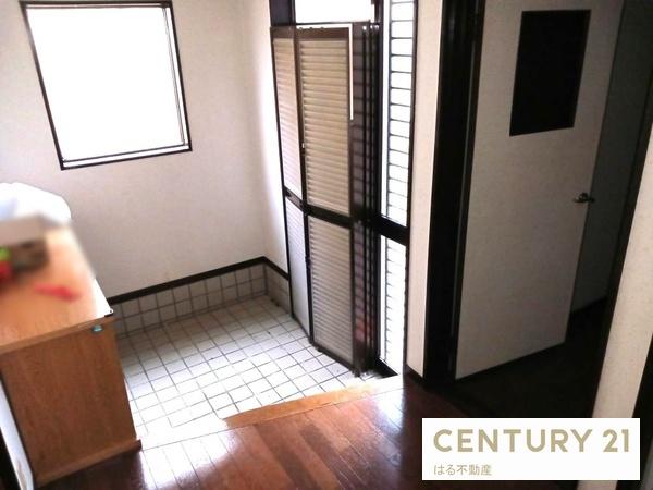 三田市志手原の中古一戸建て