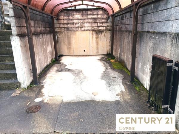 三田市志手原の中古一戸建て