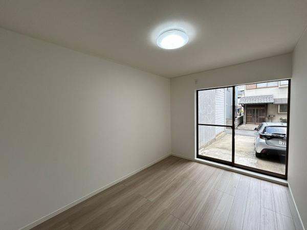 尼崎市西向島町の中古一戸建て