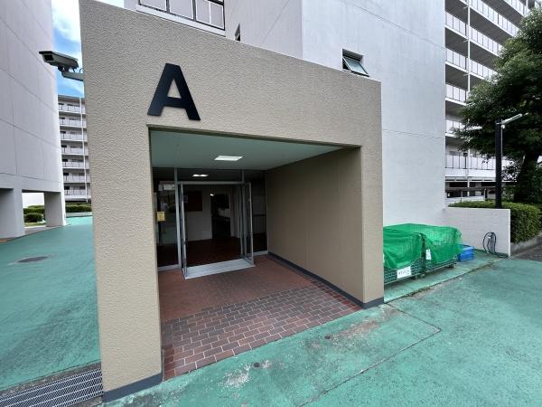 ろうきん昆陽コーポＡ棟