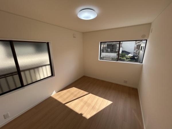 伊丹市荻野４丁目の中古一戸建て