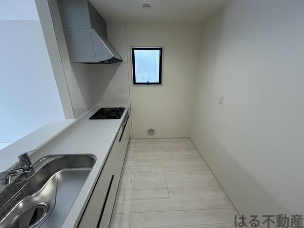 尼崎市食満６丁目の新築一戸建