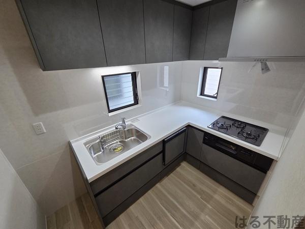 尼崎市食満２丁目の中古一戸建て