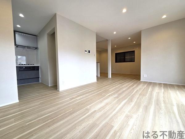 尼崎市食満２丁目の中古一戸建て