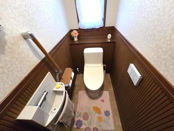伊丹市鴻池３丁目の中古一戸建て