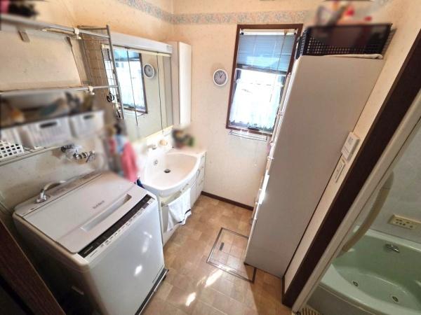 伊丹市鴻池３丁目の中古一戸建て
