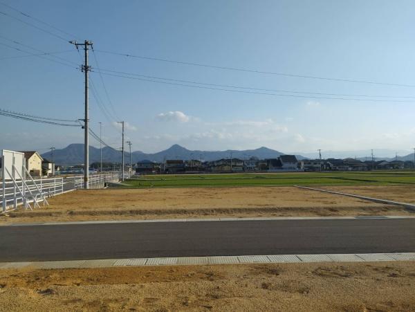 飯山町下法軍寺さくらタウン３号地
