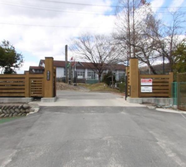 犬山市大字上野字小巾の土地(犬山市立犬山中学校)