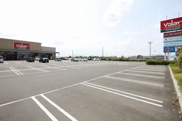 犬山市　楽田駅西　新築　２号棟(バロー犬山楽田店)