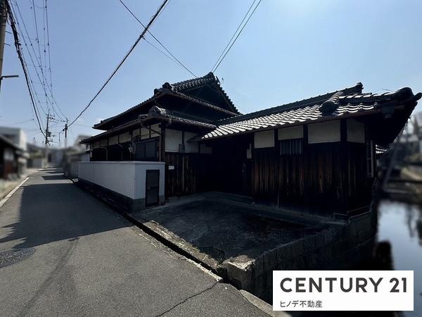和泉市黒鳥町２丁目の中古一戸建て
