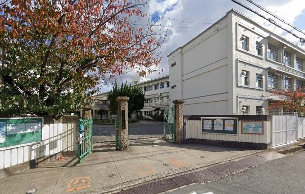 和泉府中ハウスA棟(和泉市立伯太小学校)
