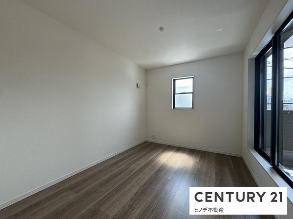 泉大津市助松町3丁目の新築一戸建(洋室)