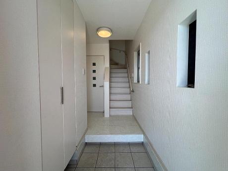 和泉市唐国町２丁目の中古一戸建て