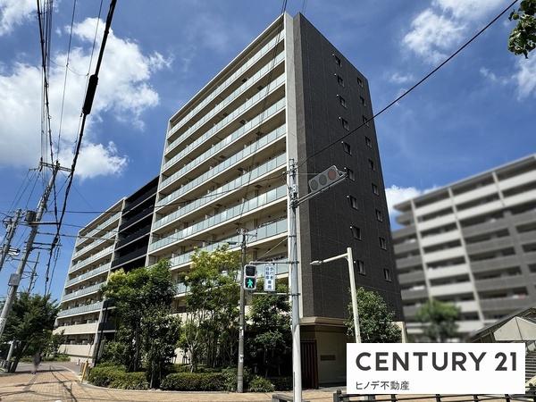 プレサンスロジェ和泉中央