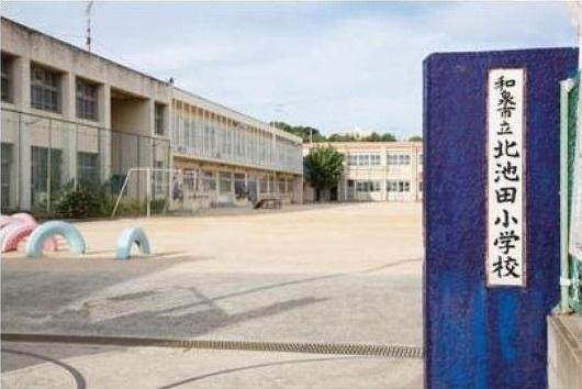和泉市池田下町の中古一戸建て(和泉市立北池田小学校)