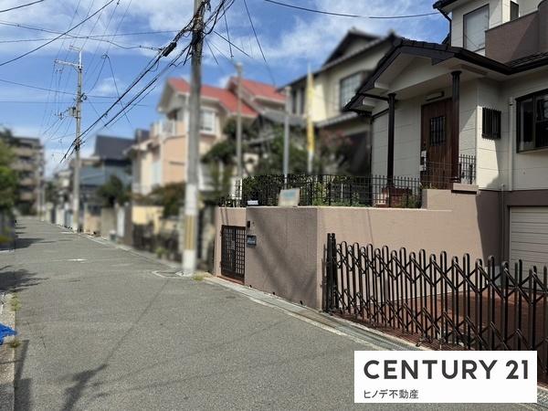 和泉市鶴山台１丁目の中古一戸建て