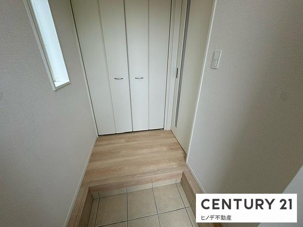 和泉市寺田町3丁目の新築一戸建(洗面台・洗面所)