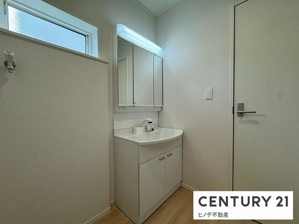 和泉市寺田町3丁目の新築一戸建(洗面台・洗面所)