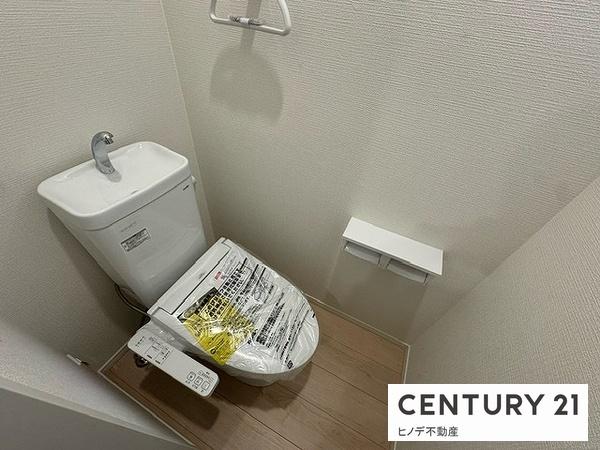 和泉市寺田町3丁目の新築一戸建(トイレ)