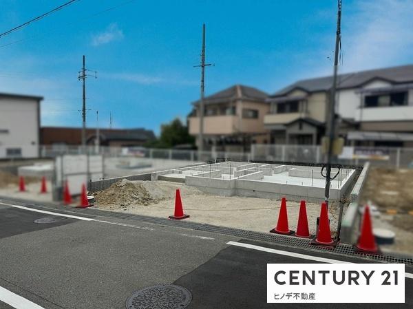 和泉市伯太町４丁目の新築一戸建