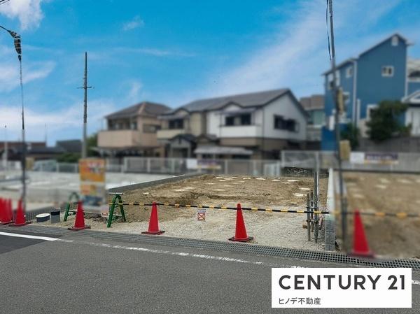 和泉市伯太町４丁目の新築一戸建