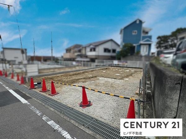 和泉市伯太町４丁目の新築一戸建